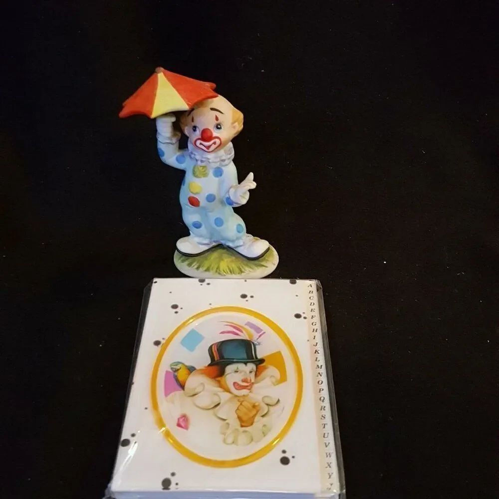 Vintage Lefton China Circus Clown Figurine Holding Umbrella Address Book Lot 2